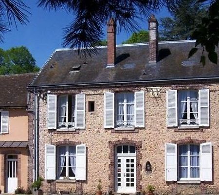 Ferme Du Chateau Bailleau-l'Eveque Екстер'єр фото