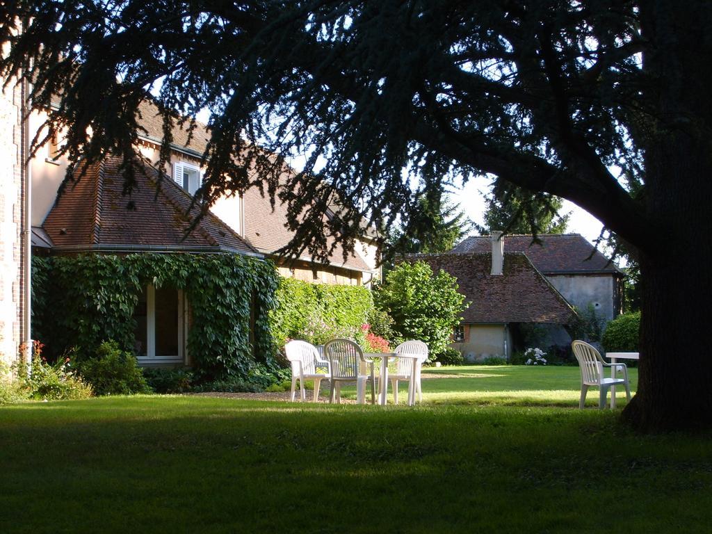 Ferme Du Chateau Bailleau-l'Eveque Екстер'єр фото